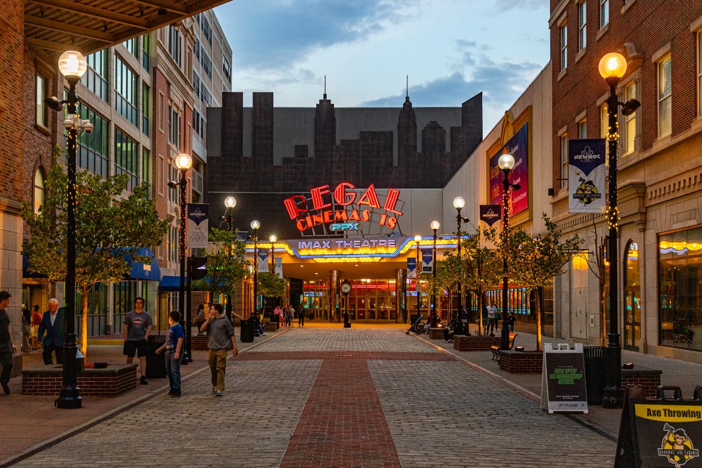 westchesterLobbyFrontDesk